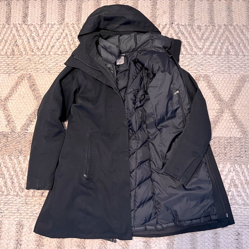 Patagonia | Black Waterproof Down Jacket | Size XS